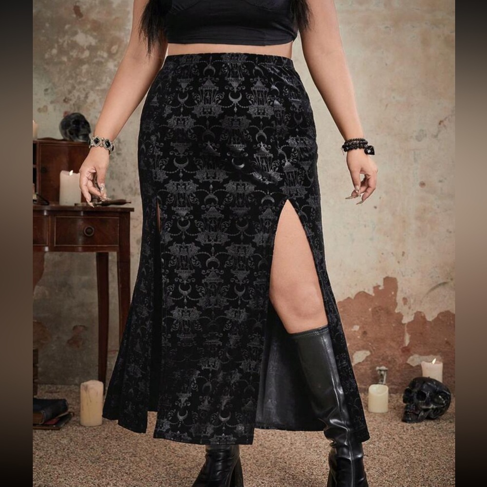 Goth split thigh velvet skirt